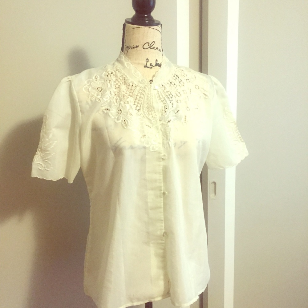Vintage 70s Romantic Cream Cutwork Blouse M/L